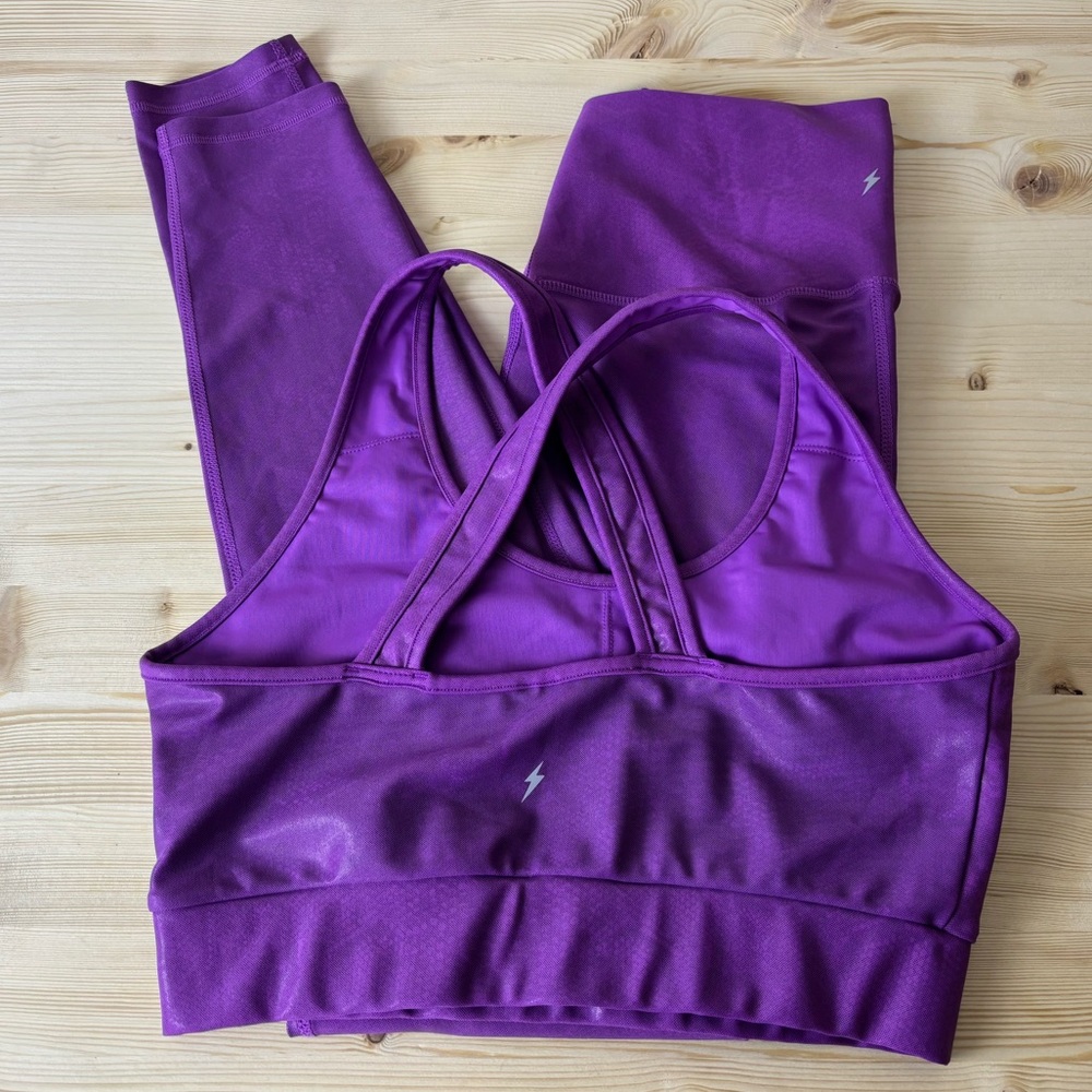 Electric Yoga Large Python Magenta Activewear Spo… - image 1